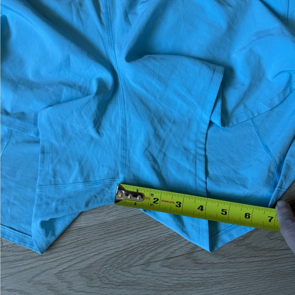 Bright blue lululemon speed up shorts - Picture 3 of 4